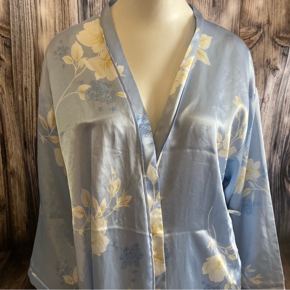 Oscar De La Renta Pink Label Robe - Picture 2 of 16